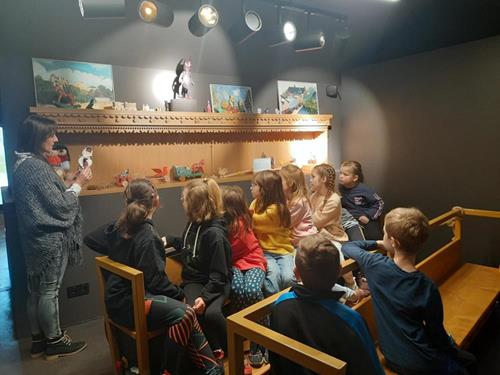 Wycieczka klas I - III do Krosna w ramach projektu 